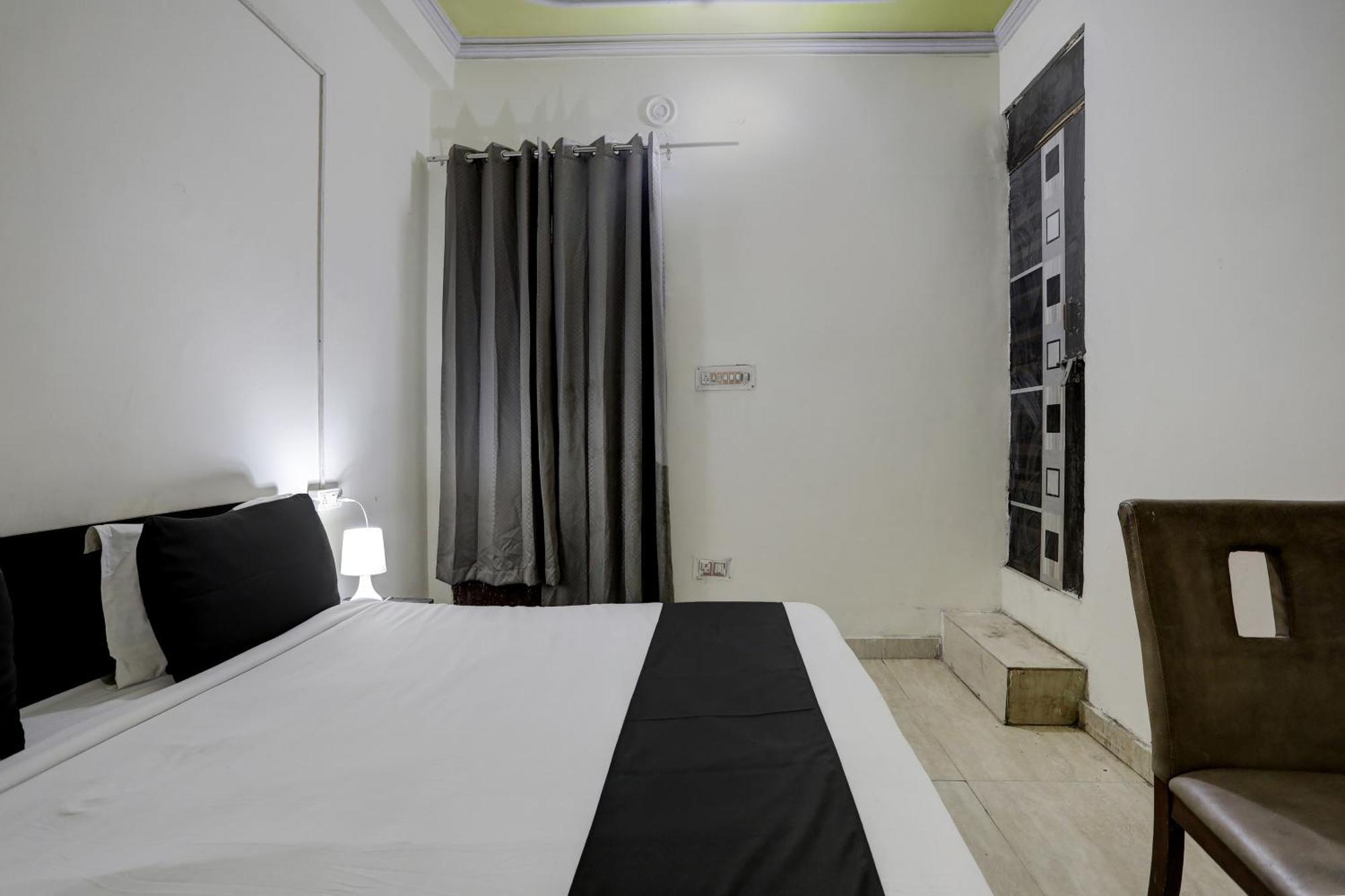 Hotel O Thirty Inns Noida Extérieur photo