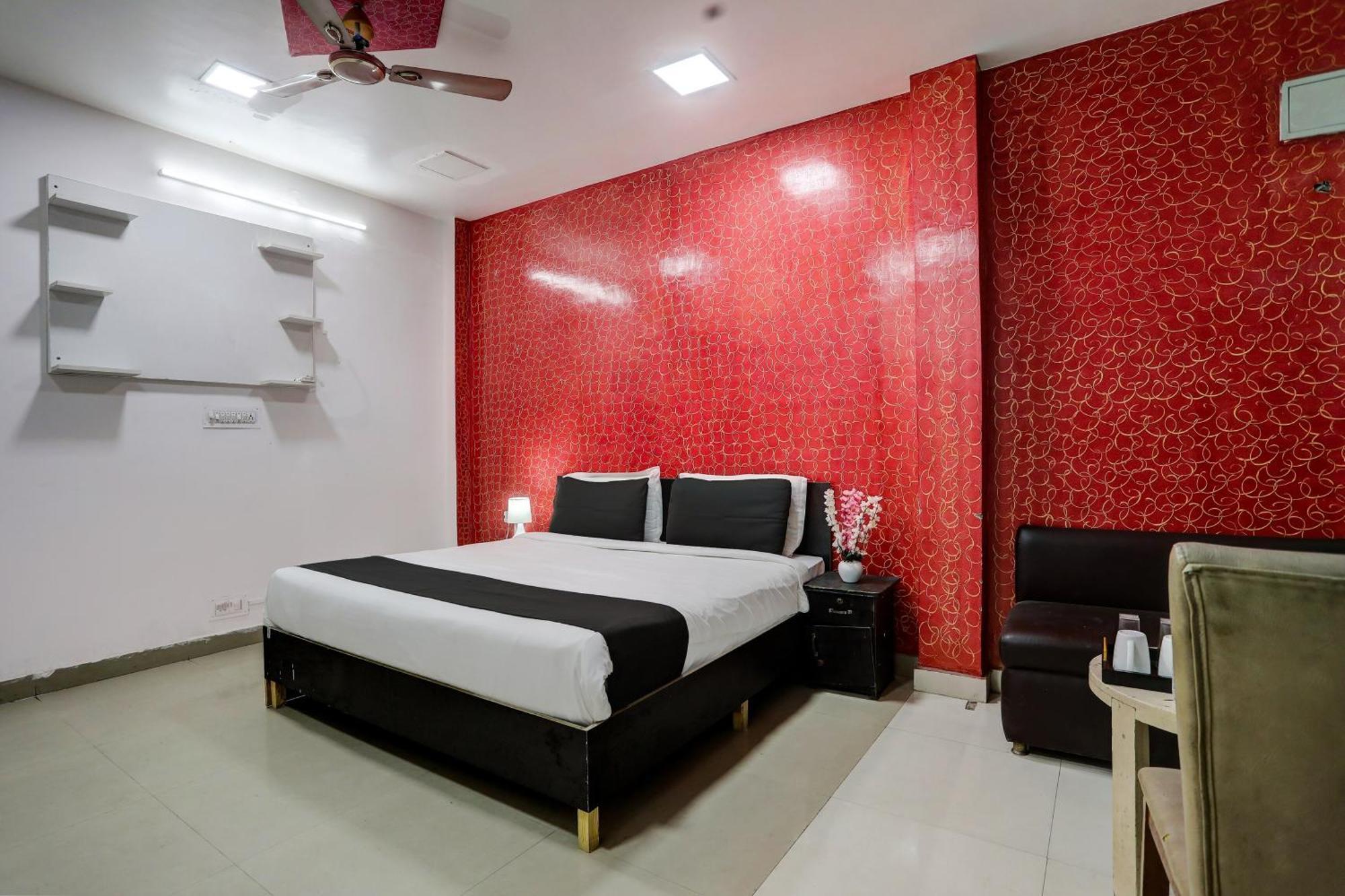 Hotel O Thirty Inns Noida Extérieur photo